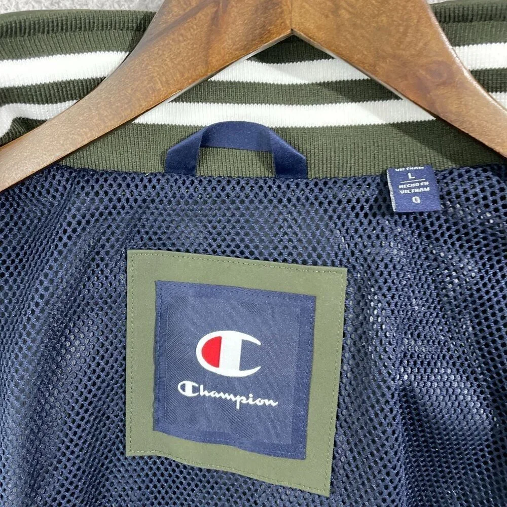 NEW Champion Men's L Rain Windbreaker Jacket Mesh Lining Full-Zip Outerwear